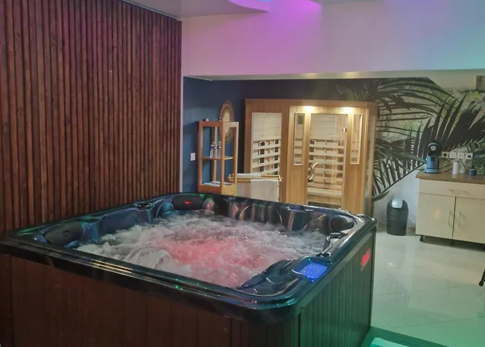 Tropicale Avec Jacuzzi Yaospa60 Apartment